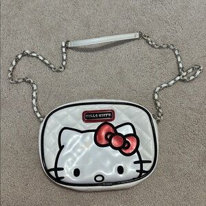 Hello Kitty White Quilted crossbody purse with Red Bow